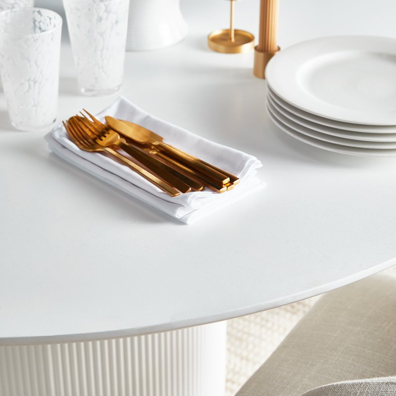 ARLO Dining Table closeup top