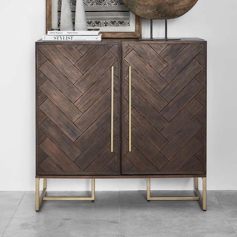 Bar and wine Cabinet front view