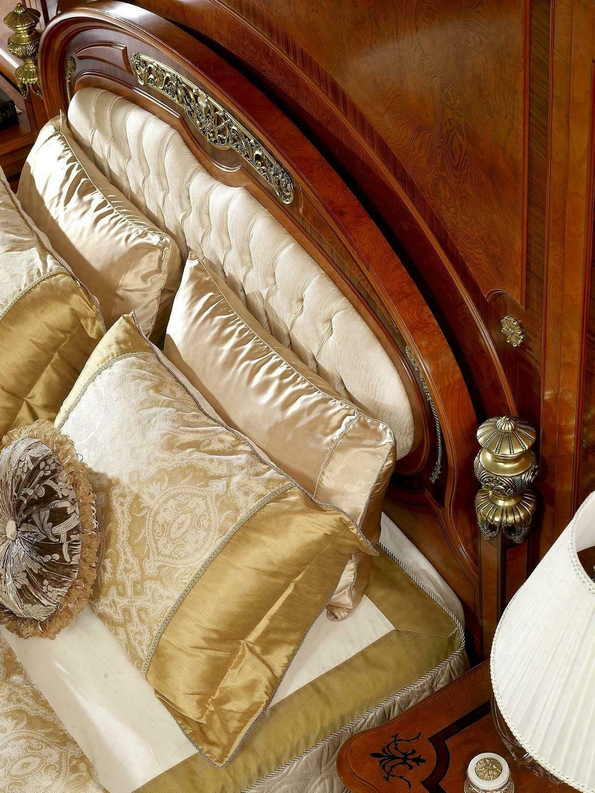 Complete Bedroom Luxury Antique Bed top view
