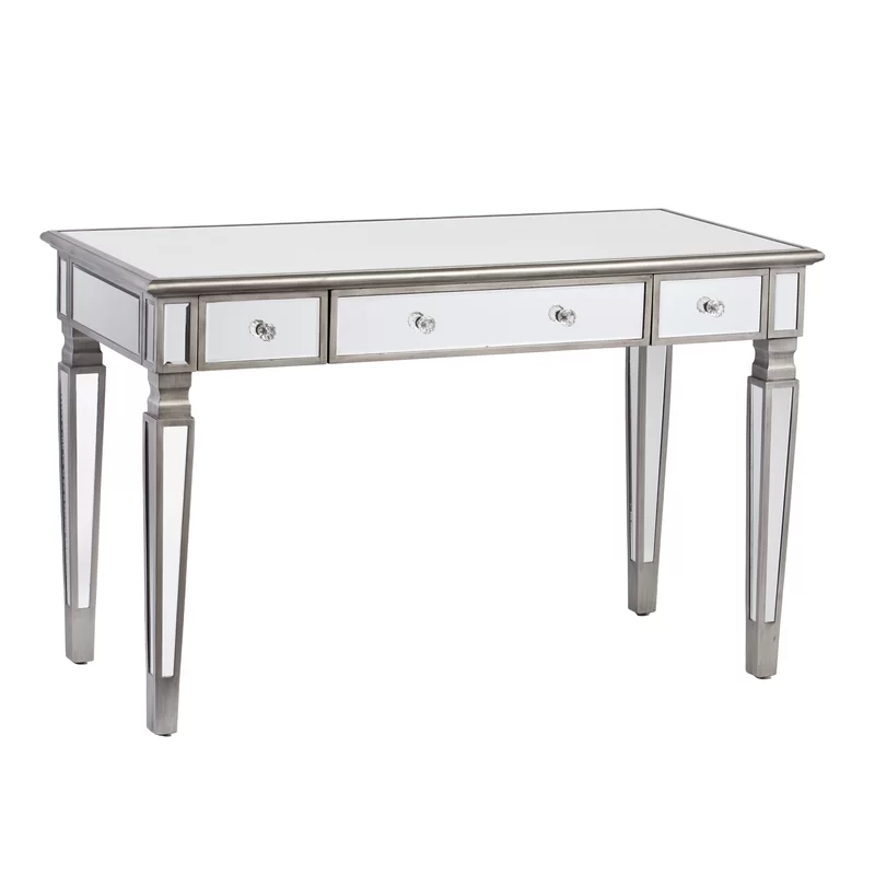 Danielynn Desk png